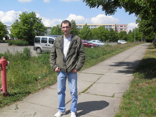  ,   Teodor, 43 ,   