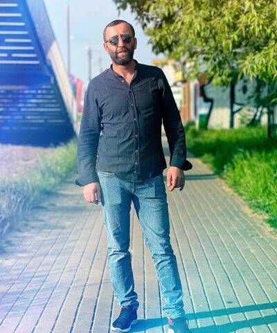  ,   Anzori, 38 ,   ,   