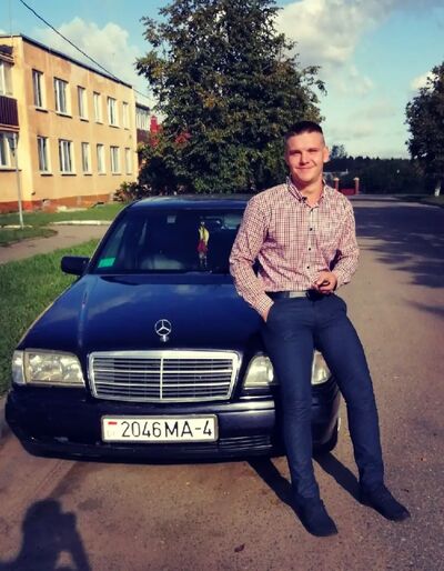  ,   Anton, 25 ,   ,   