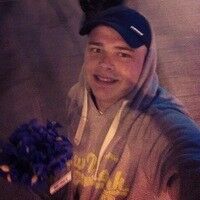  ,   Anton, 27 ,   