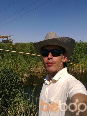  ,   Alex, 42 ,   