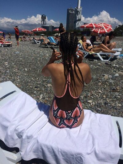  ,   Elene, 33 ,   ,   , c 