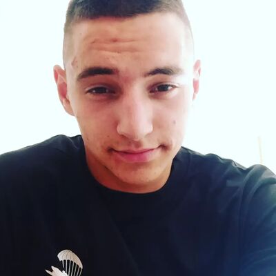  -,   , 22 ,   ,   , 