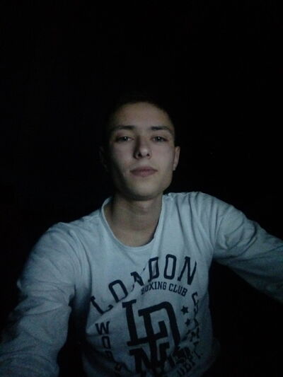  ,   Alexei, 25 ,   ,   , c 