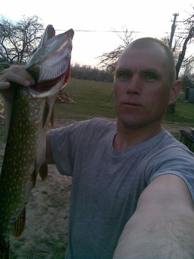  ,   Eriks, 52 ,   