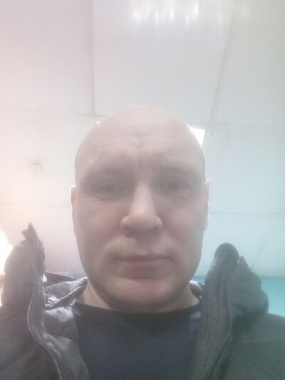  ,   Igor, 37 ,   ,   