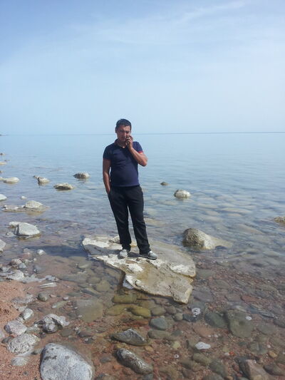  ,   Ulan, 36 ,  