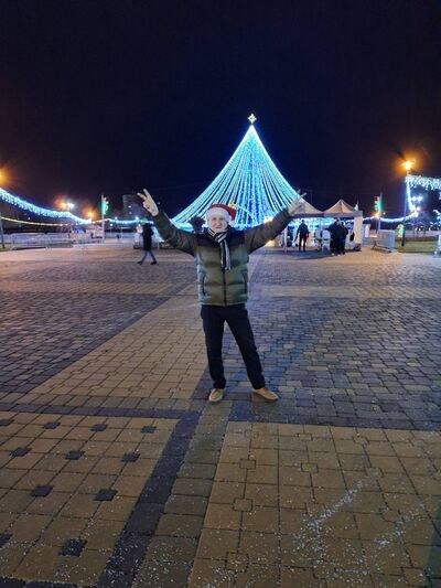  ,   Vik, 52 ,   ,   , c , 