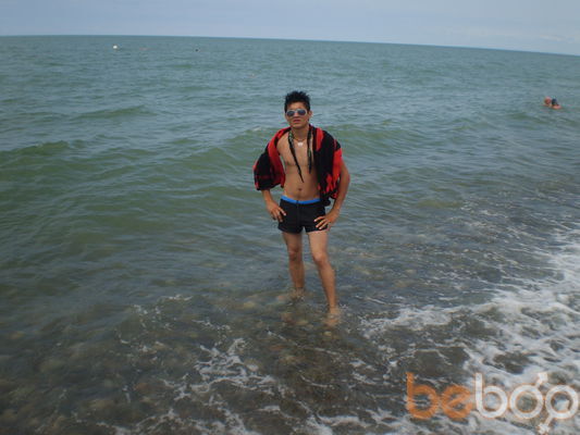  ,   Temo, 32 ,  