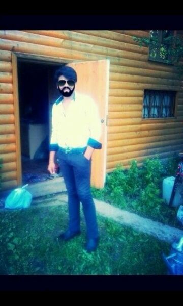  ,   Artur, 29 ,   