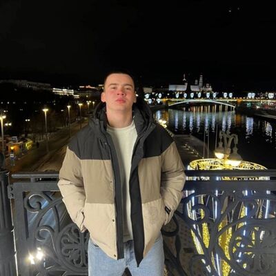  Frankfurt am Main,   , 20 ,   ,   