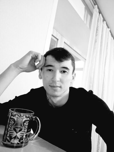  ,   Radik, 26 ,  