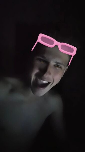  ,   Ivan, 21 ,   ,   