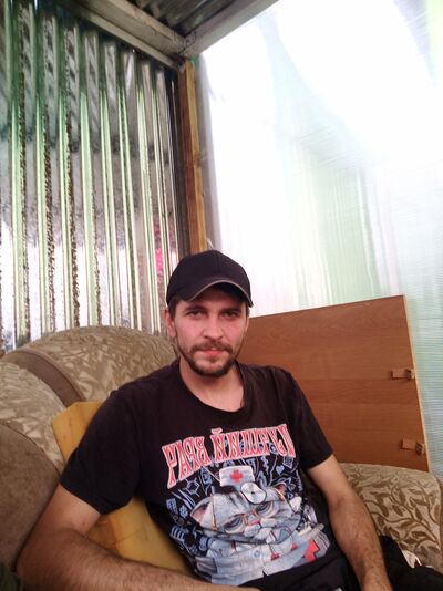  ,   Alexii, 33 ,   ,   