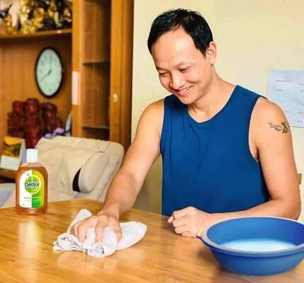  Atkinson,   Lee shaio, 49 ,   ,   , c , 