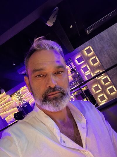  ,   Gokhan, 44 ,   , 