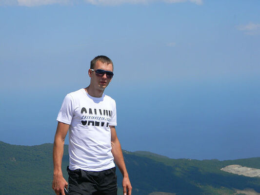 ,   Anton, 41 ,   ,   , c 