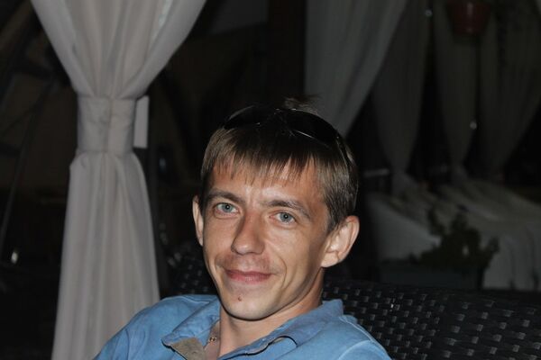  ,   Oleg, 42 ,   
