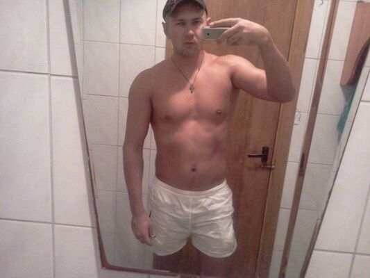  ,   Romanmartin, 41 ,   