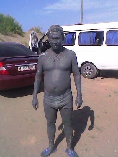  ,   Maksi, 52 ,   