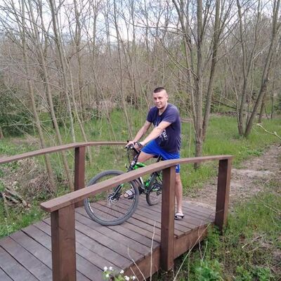  ,   Igor, 40 ,   ,   