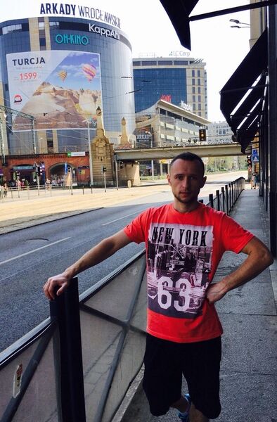  Bielany Wroclawskie,   Viktor, 31 ,   ,   , c 