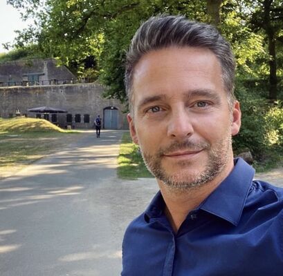  Albinea,   Romano, 49 ,   ,   