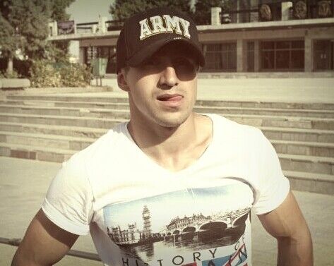  ,   Dimon, 35 ,   