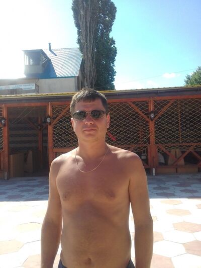  ,   Vitalie, 44 ,   ,   , c 