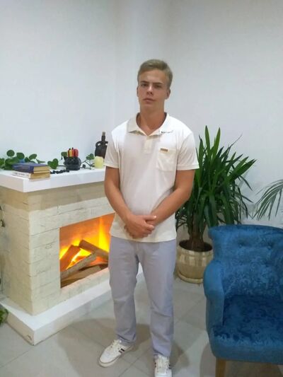  ,   Ivan, 22 ,   ,   
