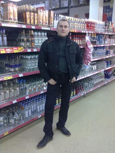  ,   Andrik, 45 ,   