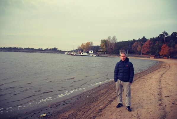  ,   Gintas, 41 ,   ,   , c 
