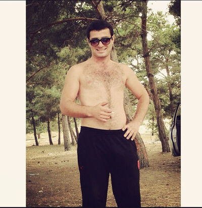  ,   Arsen, 32 ,   ,   