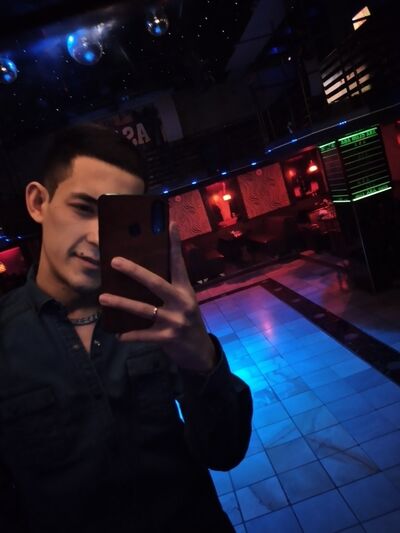  ,   Jony, 27 ,   ,   , c 