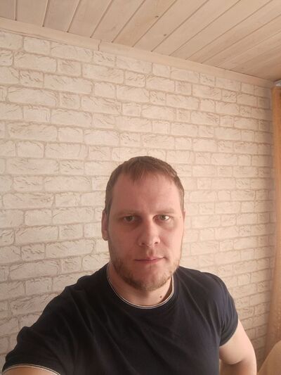  ,   Viktor, 34 ,   ,   