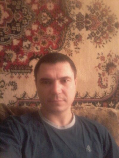  ,   Den, 44 ,  