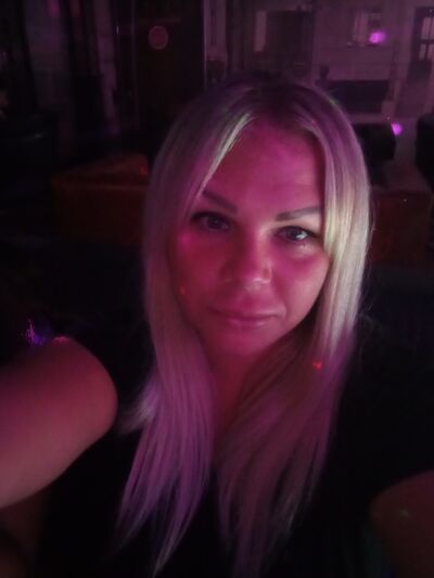  ,   Anya, 35 ,   ,   