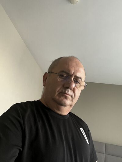  ,   Raul, 44 ,   ,   
