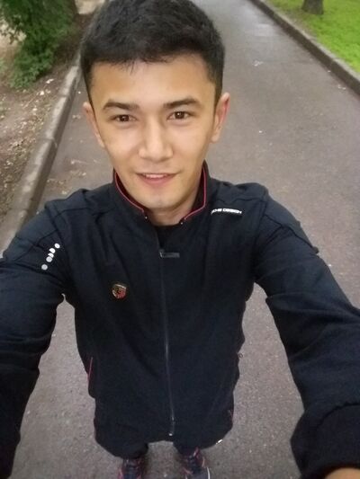 ,   Aisultan, 32 ,   ,   , c 