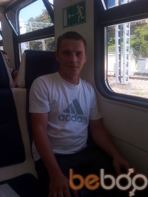  ,   Denis, 39 ,   