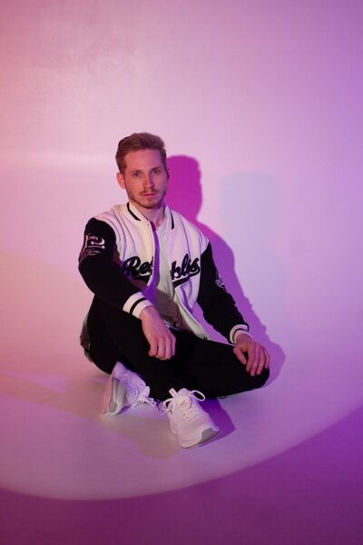  ,   Ivan, 26 ,   ,   