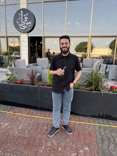  ,   Abood, 25 ,   ,   , c , 