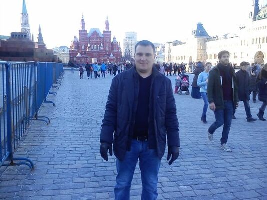  ,   Rinat, 39 ,   