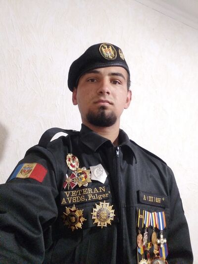  ,   Radu, 30 ,   ,   