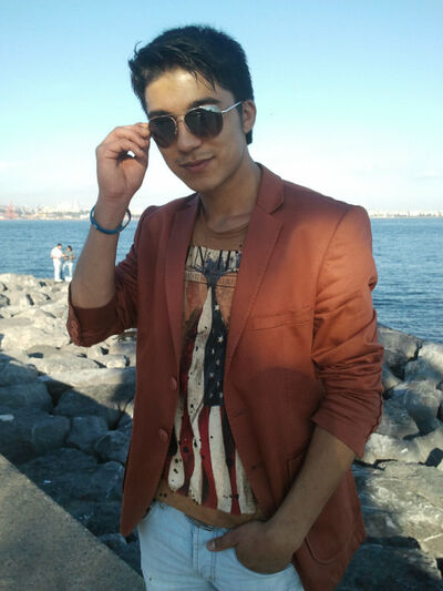  ,   Timur, 32 ,   ,   , c 