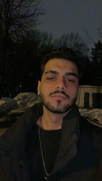  ,   Alex, 22 ,  