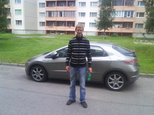  ,   Denis, 41 ,   