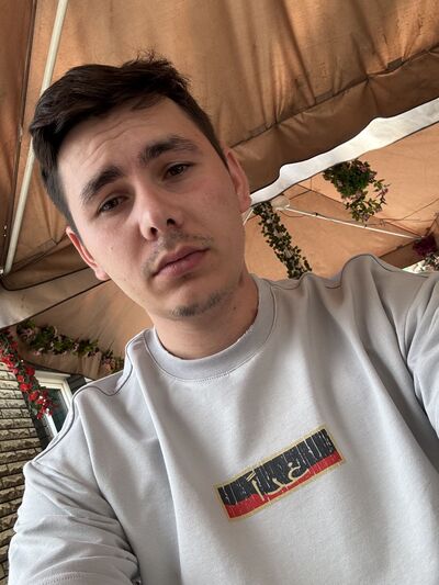  ,   Konstantin, 26 ,   ,   