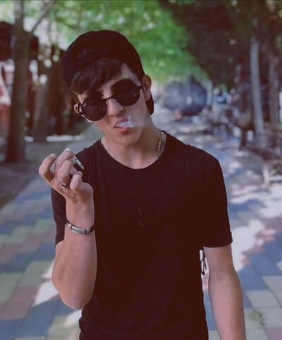   ,   Azik, 26 ,   ,   