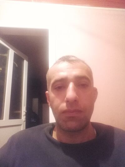  ,   Emin, 42 ,   ,   , c 